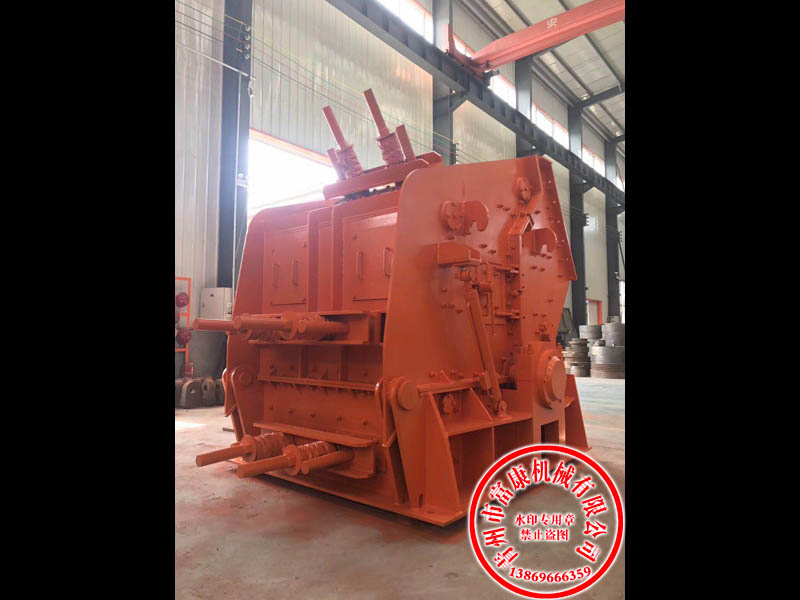 石頭破碎機如何正常操作？青州破碎機廠家告訴您有哪些注意事項